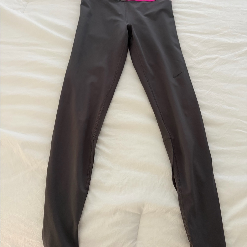 Nike Black Leggings with Pink Waistband Accent